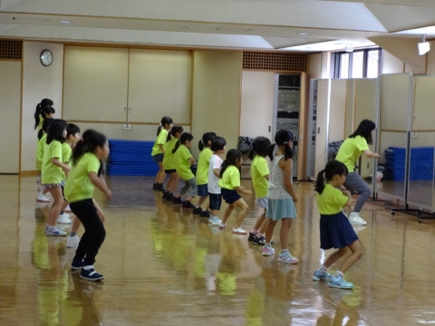 子どもダンス (480x360).jpg